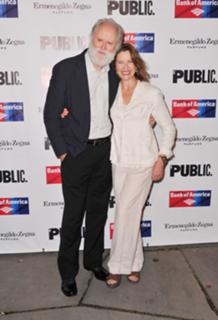 Annette Bening feet photo thumbnail