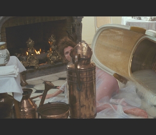 Annette Bening feet photo thumbnail