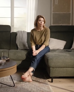 Annette Frier feet photo thumbnail