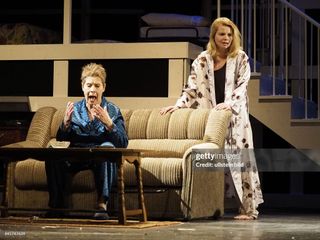 Annette Frier feet photo thumbnail