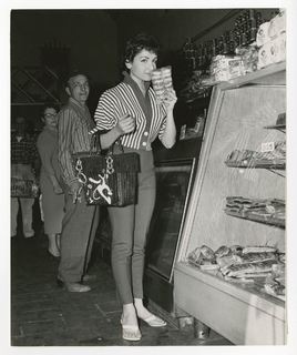 Annette Funicello feet photo 11