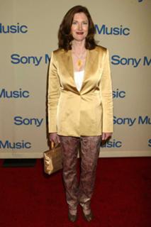 Annette OToole feet photo 10