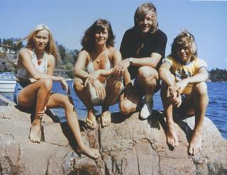Anni-Frid Lyngstad feet photo thumbnail