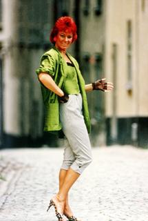 Anni-Frid Lyngstad feet photo thumbnail