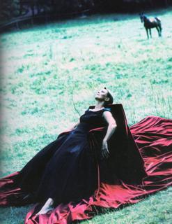 Anni-Frid Lyngstad feet photo thumbnail