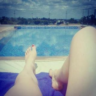 Anni Friesinger feet photo thumbnail