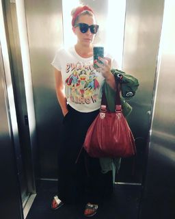 Anni Friesinger feet photo thumbnail