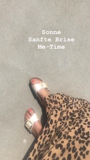 Anni Friesinger feet photo thumbnail