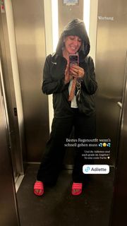 Anni Friesinger feet photo 1