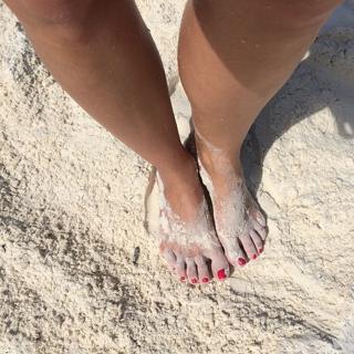 Annica Hansen feet photo thumbnail
