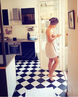 Annica Hansen feet photo thumbnail