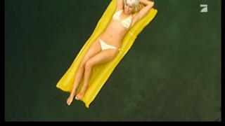 Annica Hansen feet photo thumbnail