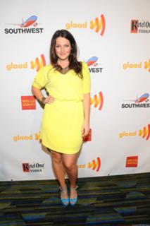 Annie Clark feet photo 14