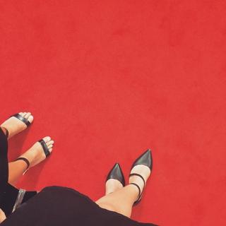 Annie Clark feet photo 1