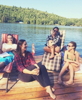 Annie Clark feet photo 14
