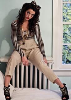 Annie Clark feet photo 1