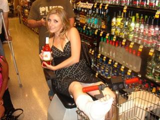 Annie Lederman feet photo 9