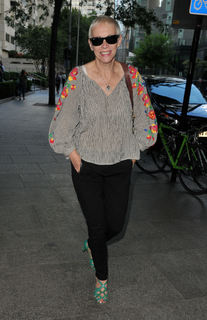 Annie Lennox feet photo 13