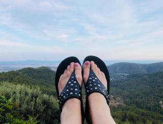 Annie Lennox feet photo 6