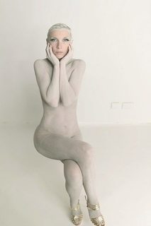 Annie Lennox feet photo 2