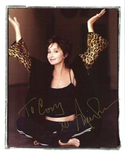 Annie Potts feet photo thumbnail