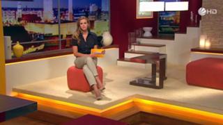 Annika Kipp feet photo thumbnail