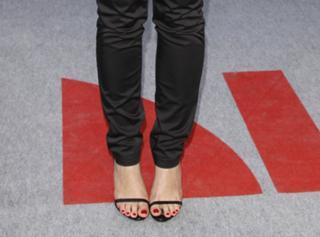 Annika Kipp feet photo thumbnail