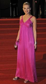 Annika Kipp feet photo thumbnail