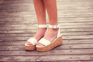 Anniken Englund Jørgesen feet photo 4