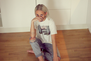 Anniken Englund Jørgesen feet photo 1