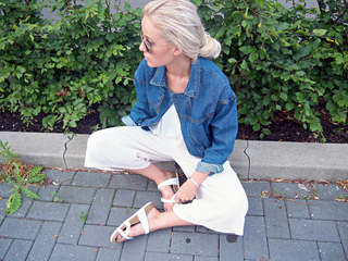 Anniken Englund Jørgesen feet photo 3