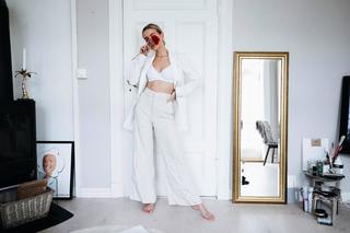 Anniken Englund Jørgesen feet photo 5