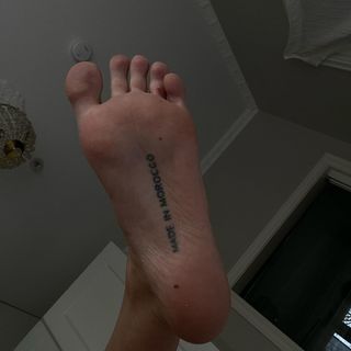 Anniken Englund Jørgesen feet photo 7