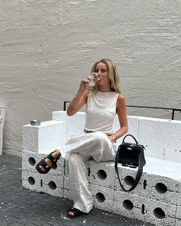 Anniken Englund Jørgesen feet photo 18