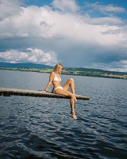 Anniken Englund Jørgesen feet photo 3