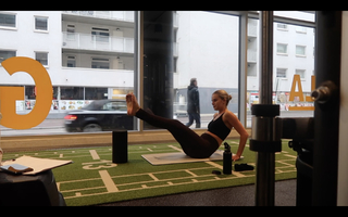 Anniken Englund Jørgesen feet photo 10