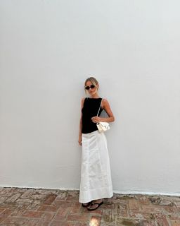 Anniken Englund Jørgesen feet photo 7