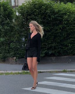 Anniken Englund Jørgesen feet photo 6