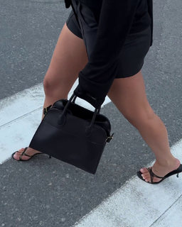 Anniken Englund Jørgesen feet photo 1