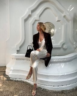 Anniken Englund Jørgesen feet photo 8
