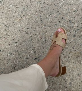 Anniken Englund Jørgesen feet photo 3