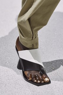 Anok Yai feet photo 5