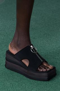 Anok Yai feet photo 5