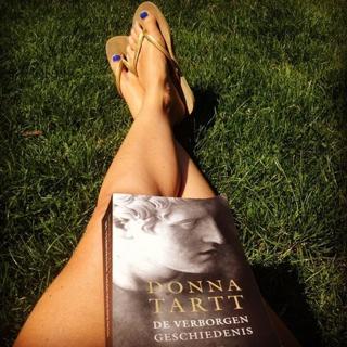 Anouk Hoogendijk feet photo 9