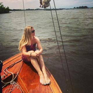 Anouk Hoogendijk feet photo 8