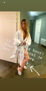 Anouk Hoogendijk feet photo 13