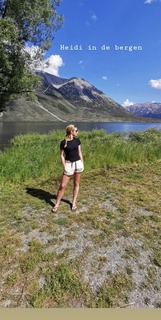 Anouk Hoogendijk feet photo 7