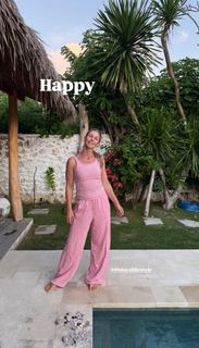 Anouk Hoogendijk feet photo 5