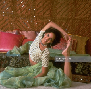 Anoushka Shankar feet photo 5
