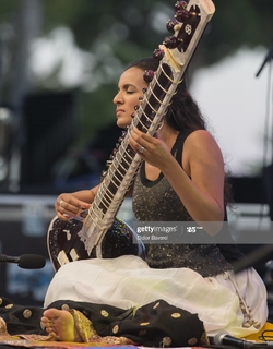Anoushka Shankar feet photo 13